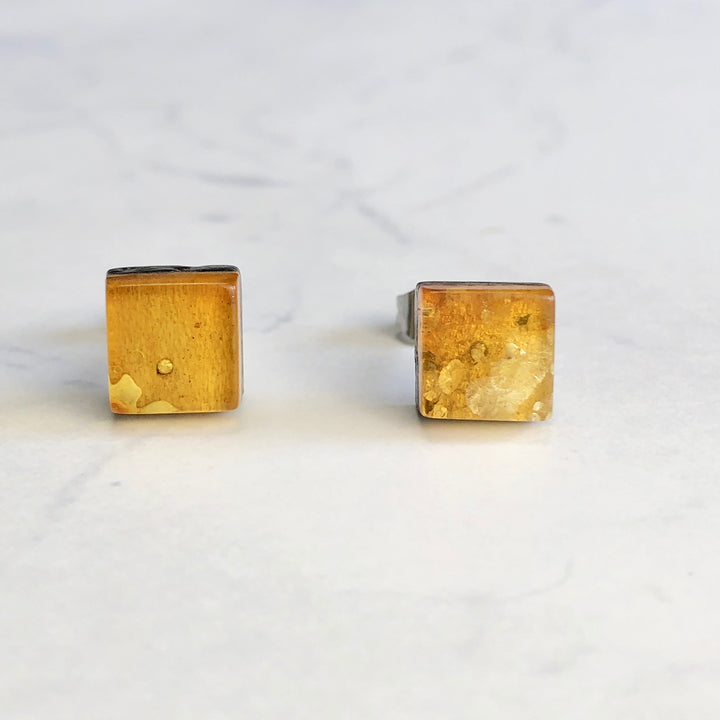 琥珀ピアス(バルティックアンバー):B-4