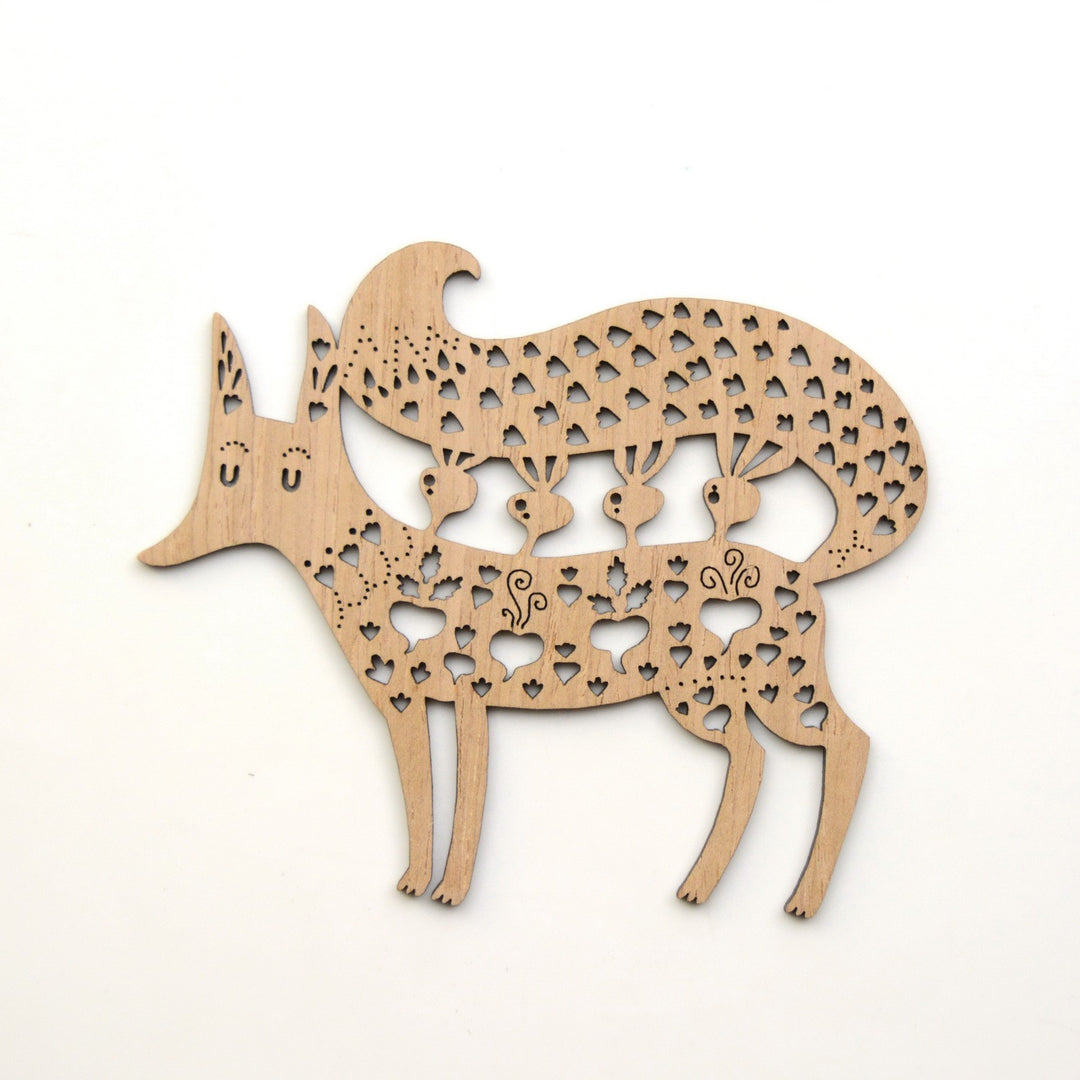 Etno Design 木製オーナメント「Fox with Beetroots Kaleda(キツネ)」
