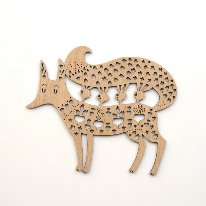 Etno Design 木製オーナメント「Fox with Beetroots Kaleda(キツネ)」